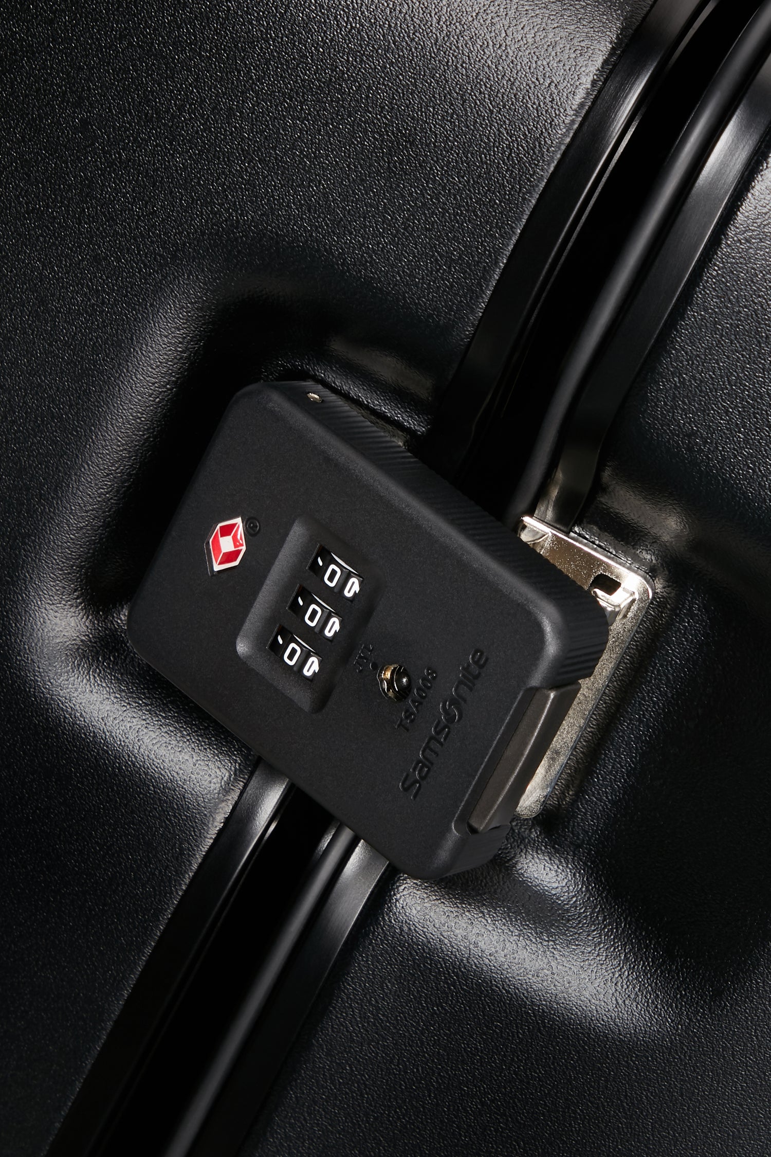 Samsonite Focus 75 cm