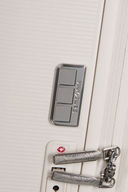 Samsonite Image 69cm Expandable Spinner