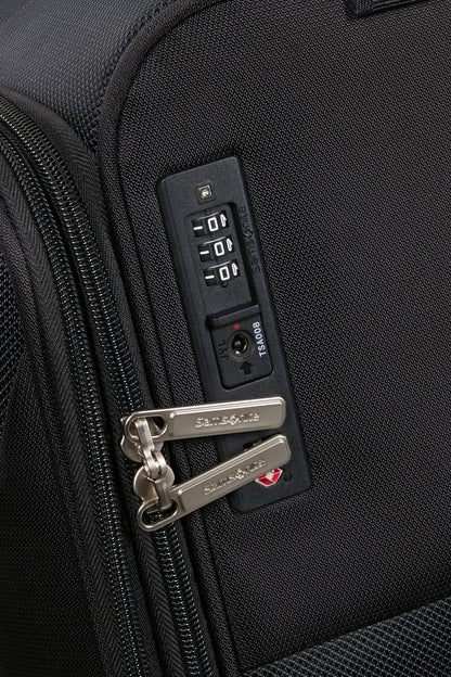 Samsonite Base Breeze 4 Wheel Exp Medium Suitcase - 67cm