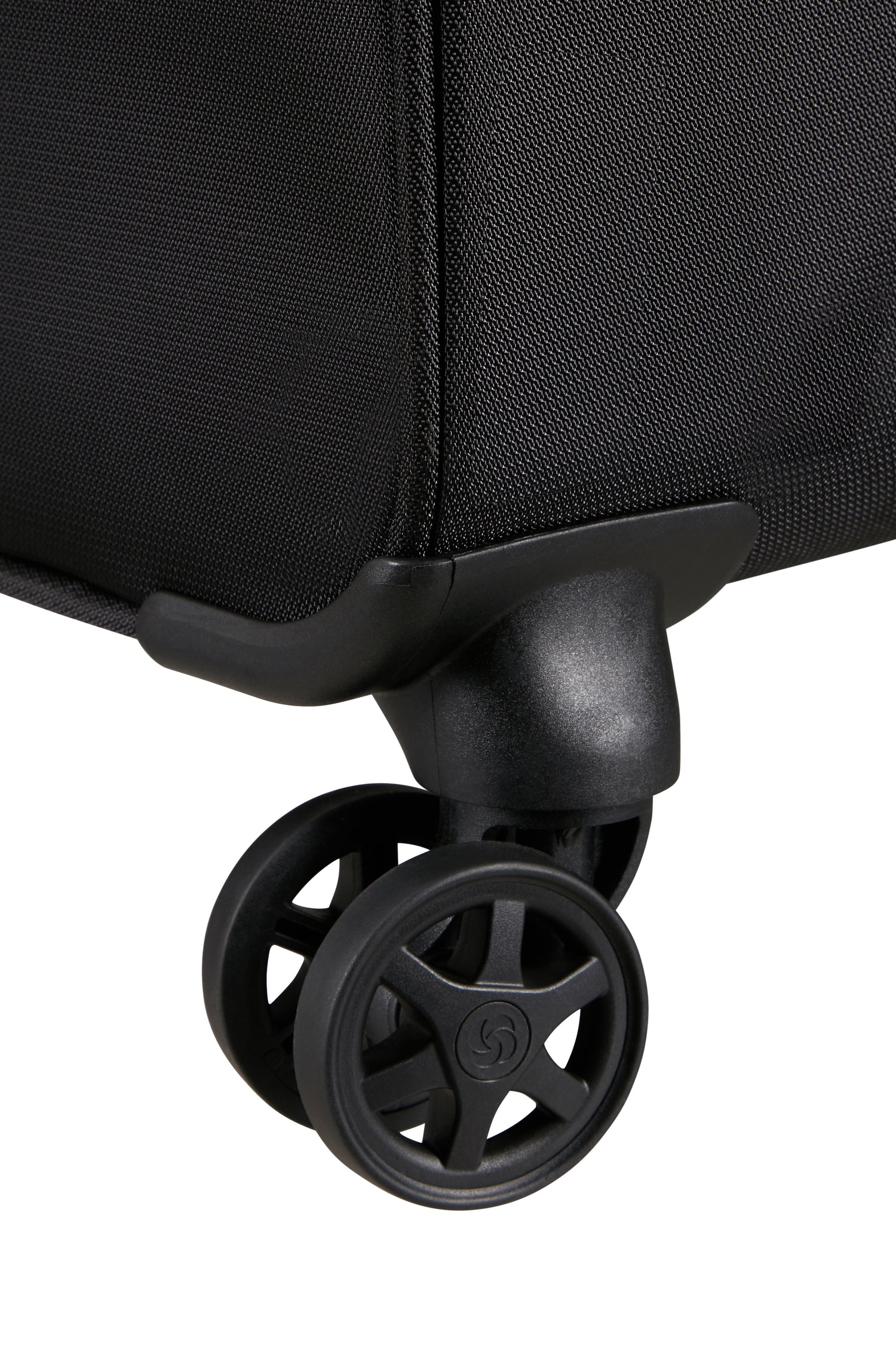 Samsonite Base Breeze 4 Wheel Exp Medium Suitcase - 67cm
