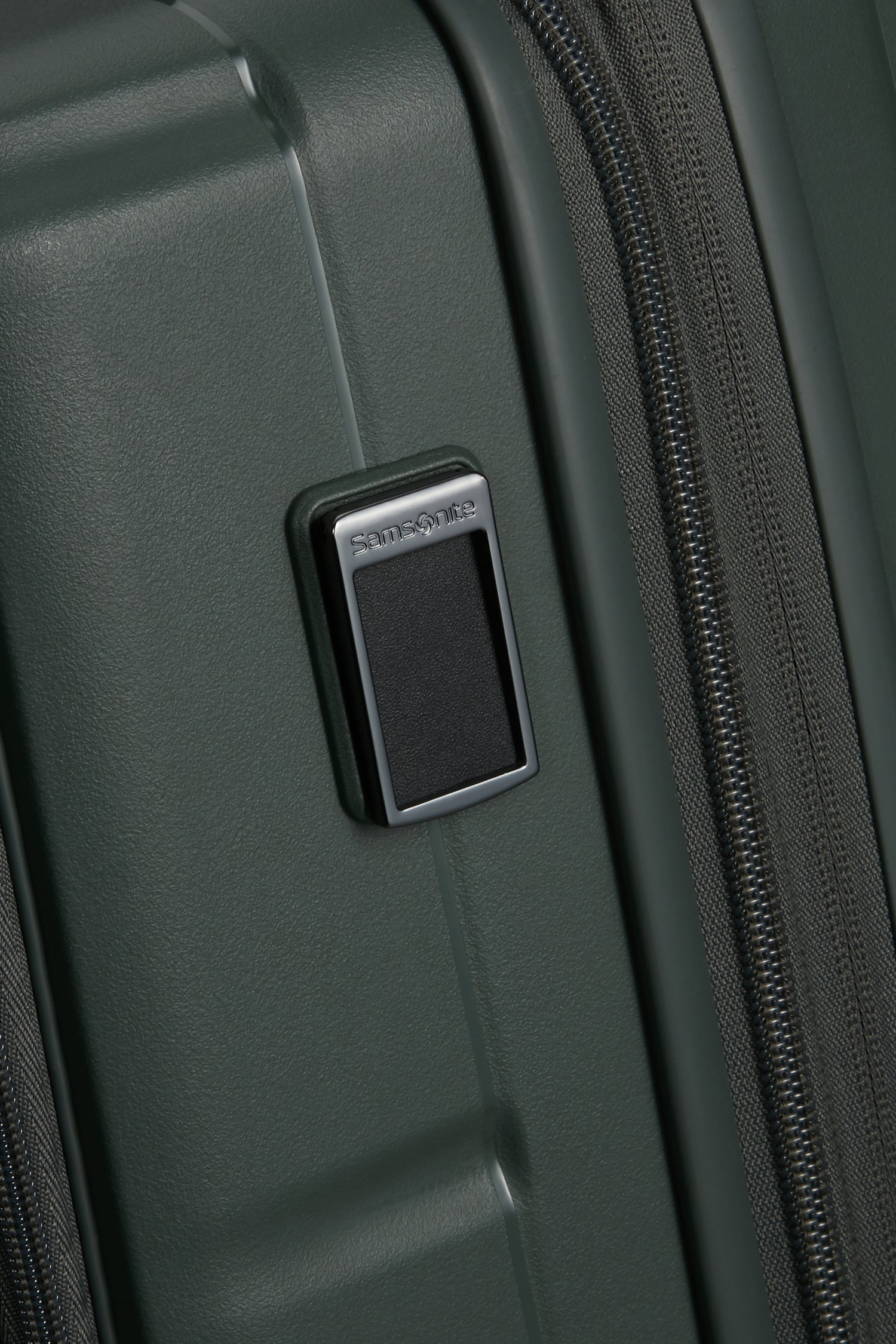 Samsonite Paralux Spinner Expandable Cabin 55cm