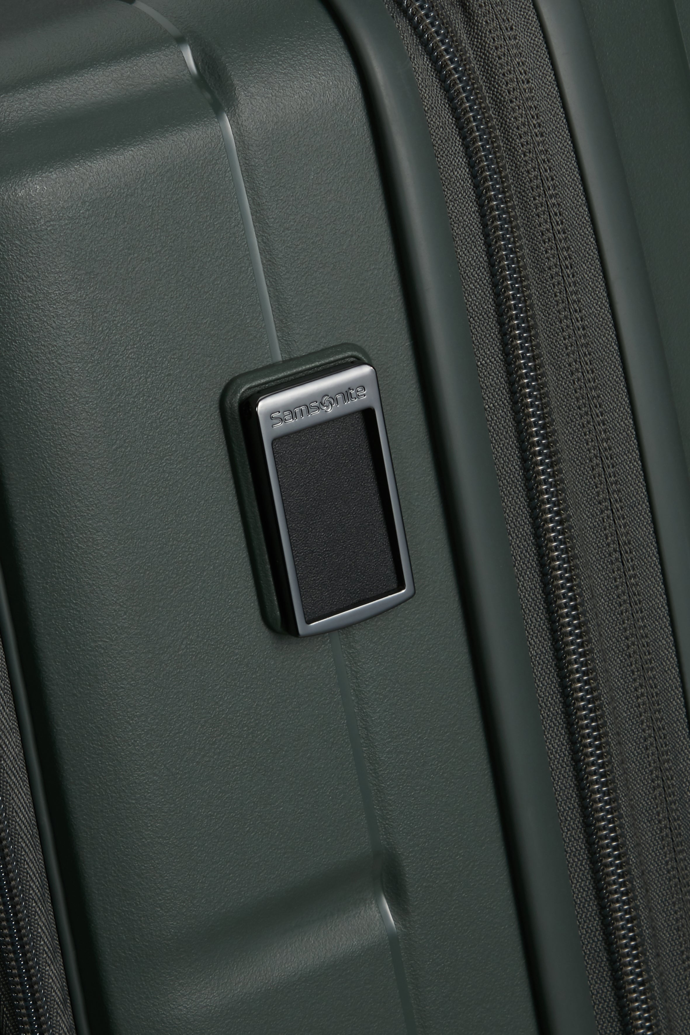 Samsonite Paralux Spinner Expandable Cabin 55cm