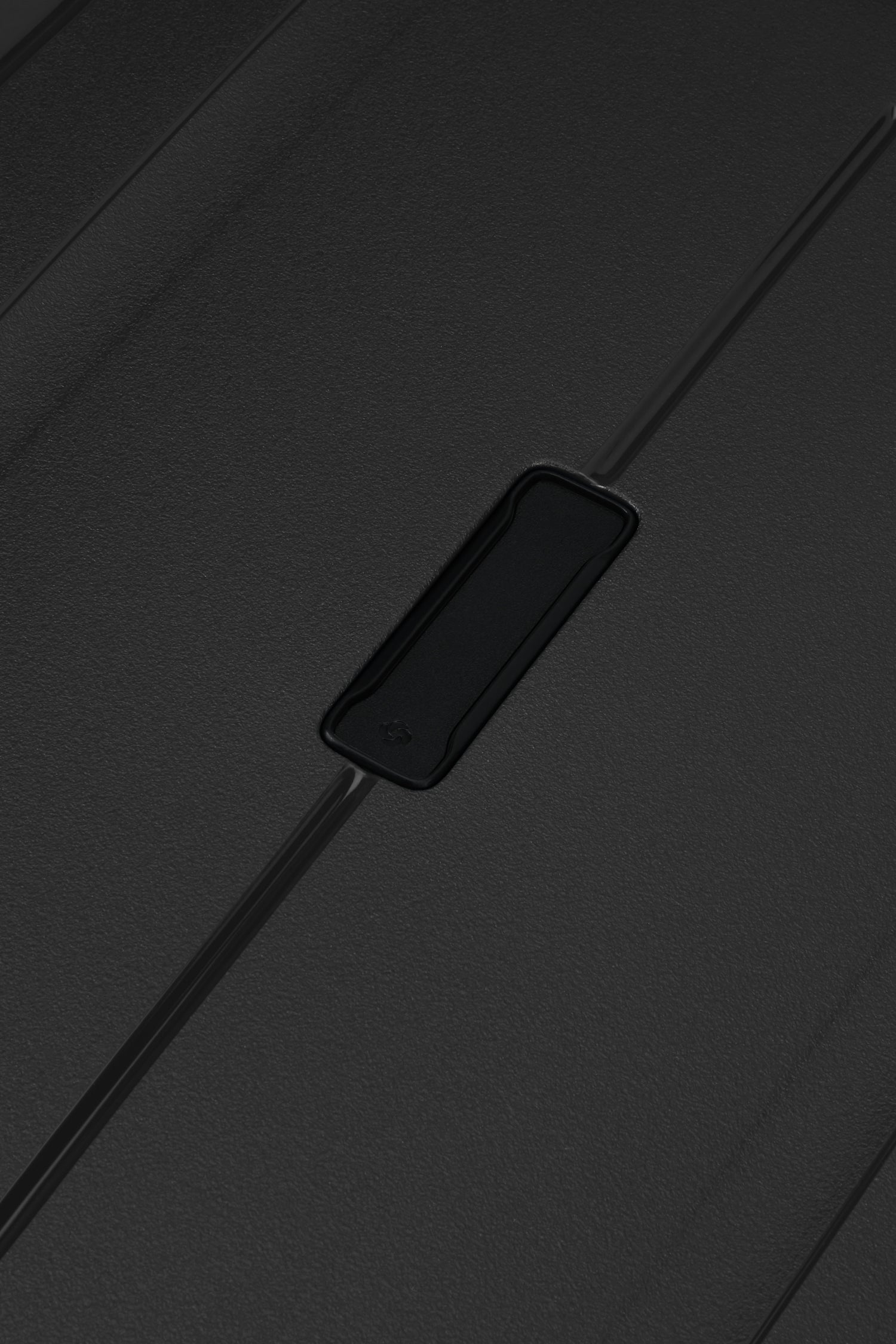 Samsonite Essens EXP Zip 55cm Spinner