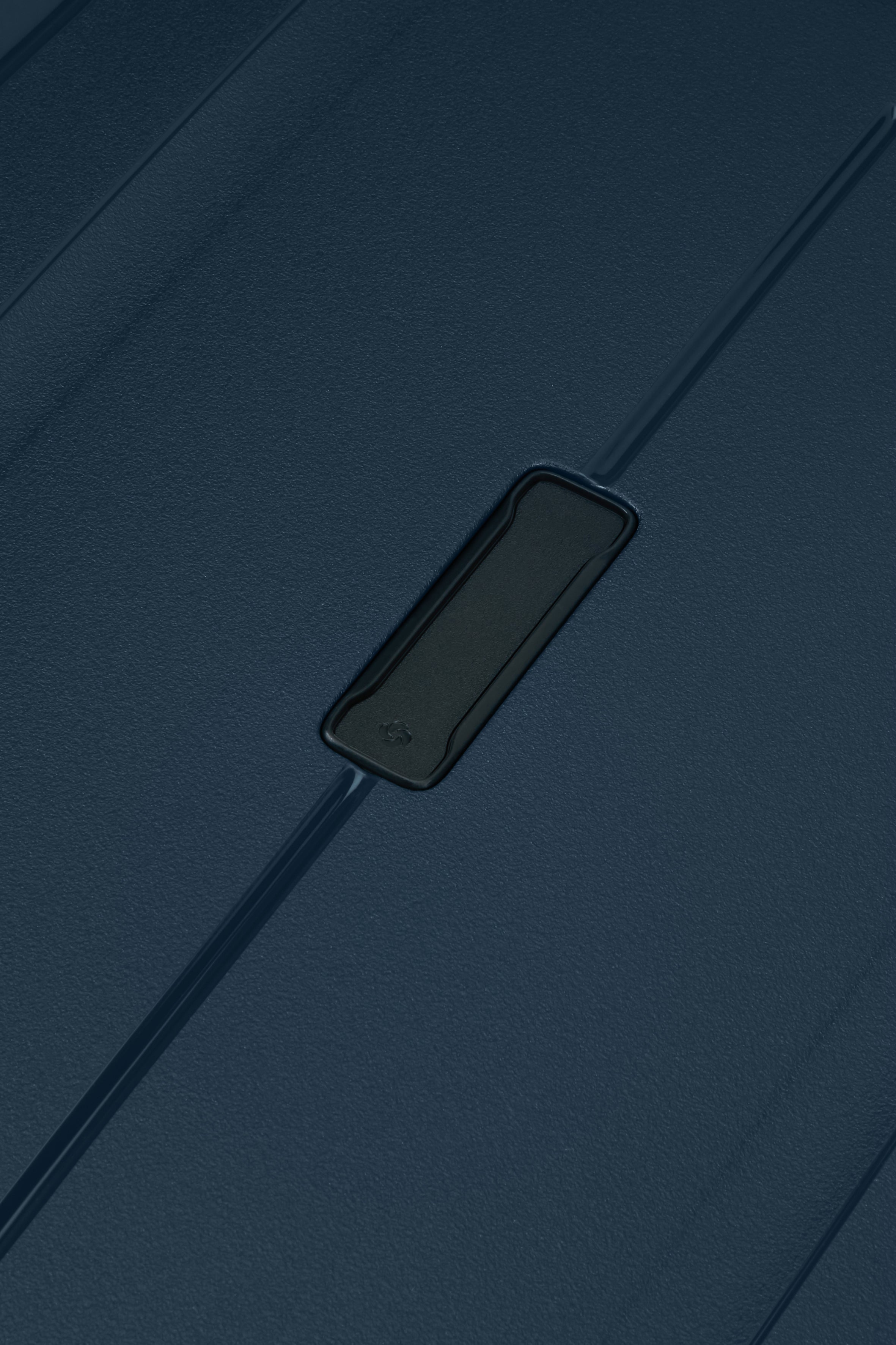 Samsonite Essens EXP Zip 55cm Spinner