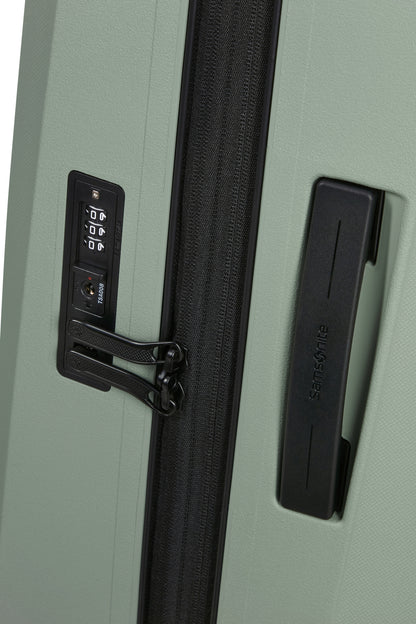 Samsonite Essens EXP Zip 55cm Spinner