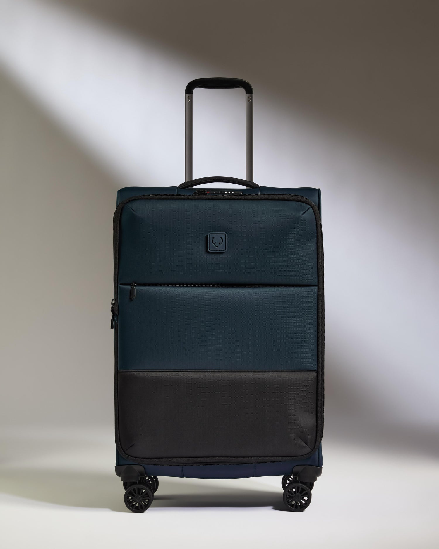 Antler Lightest Medium Suitcase - Soft Stripe 2.0