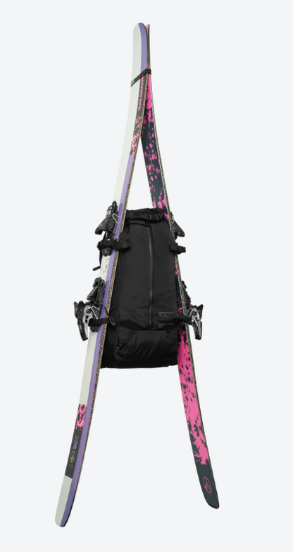 D_b_ Snow Pro Backpack 25L