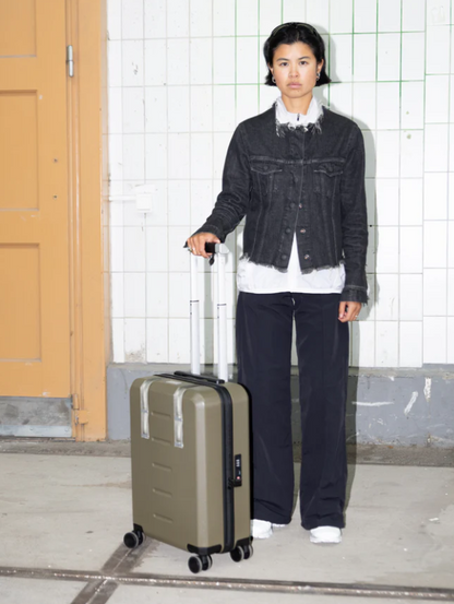 D_b_ Ramverk  Carry-on 55cm Cabin Spinner