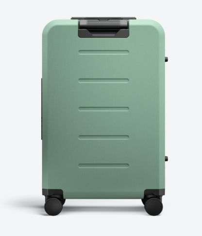 D_b_ Ramverk Check-in 4 Wheel Luggage Medium - 67cm