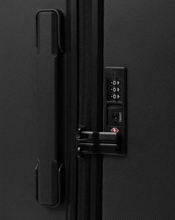 D_b_ Ramverk Check-in 4 Wheel Luggage Medium - 67cm