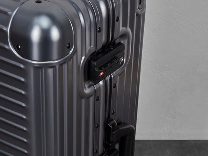 Rock Axel Small Suitcase