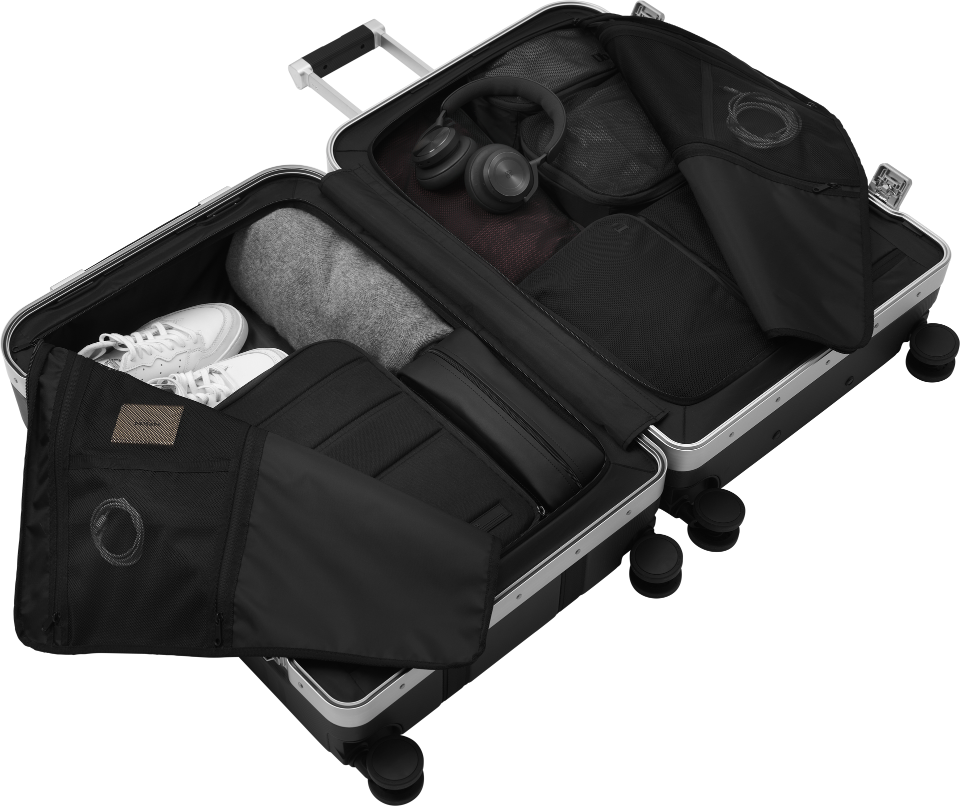 D_b_ Ramverk Pro 4 Wheel Large Suitcase - 75cm