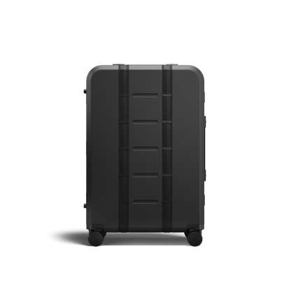 D_b_ Ramverk Pro 4 Wheel Large Suitcase - 75cm