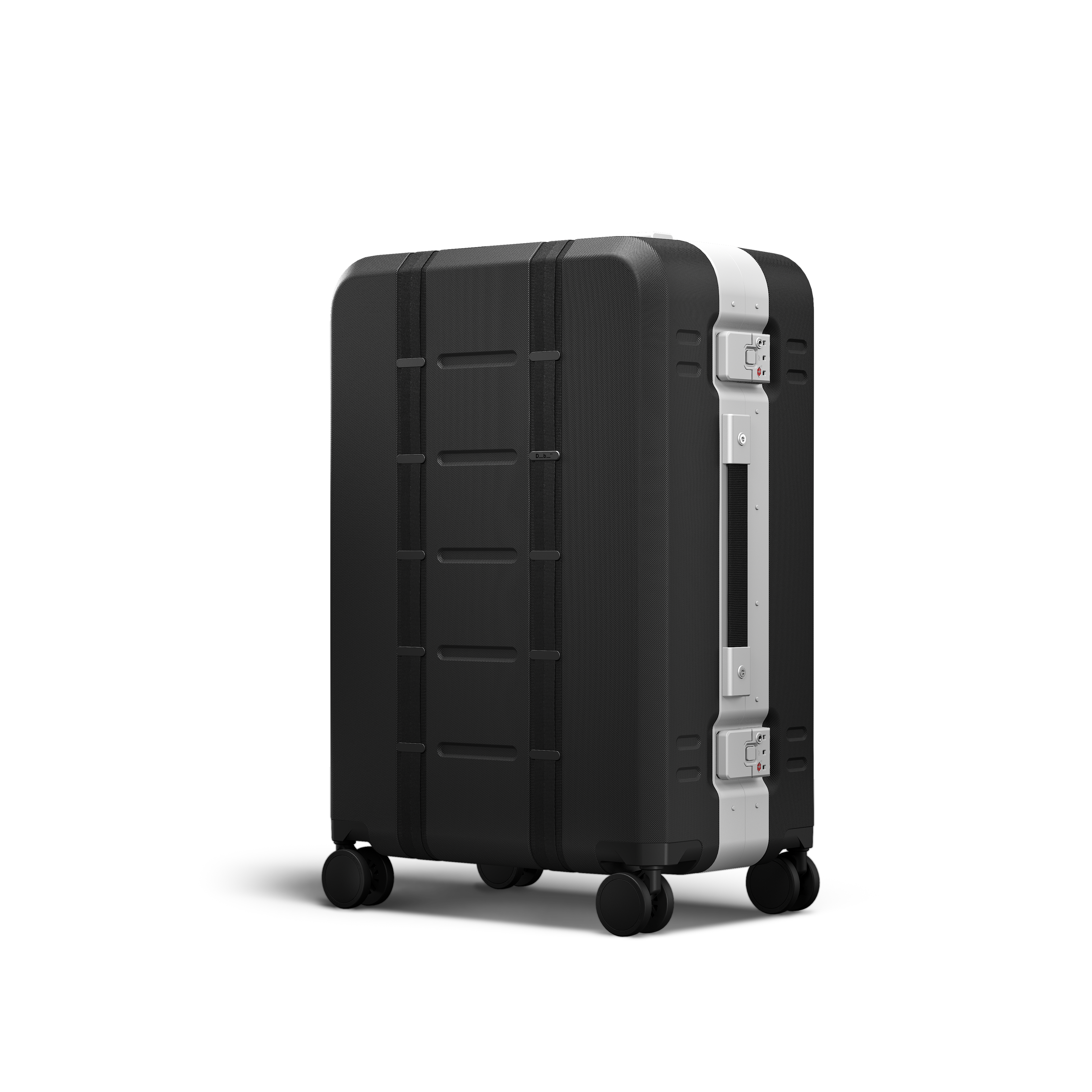 D_b_ Ramverk Pro Check-in Luggage Medium 68cm