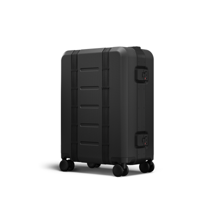 D_b_ Ramverk Pro Carry-on 55cm Cabin Spinner