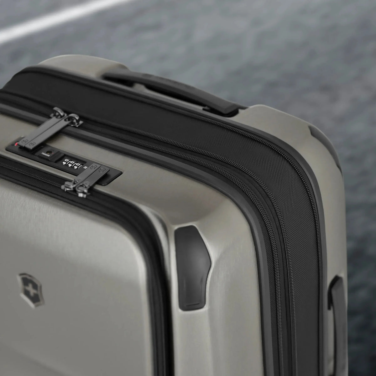 Victorinox Spectra Pro Medium Case