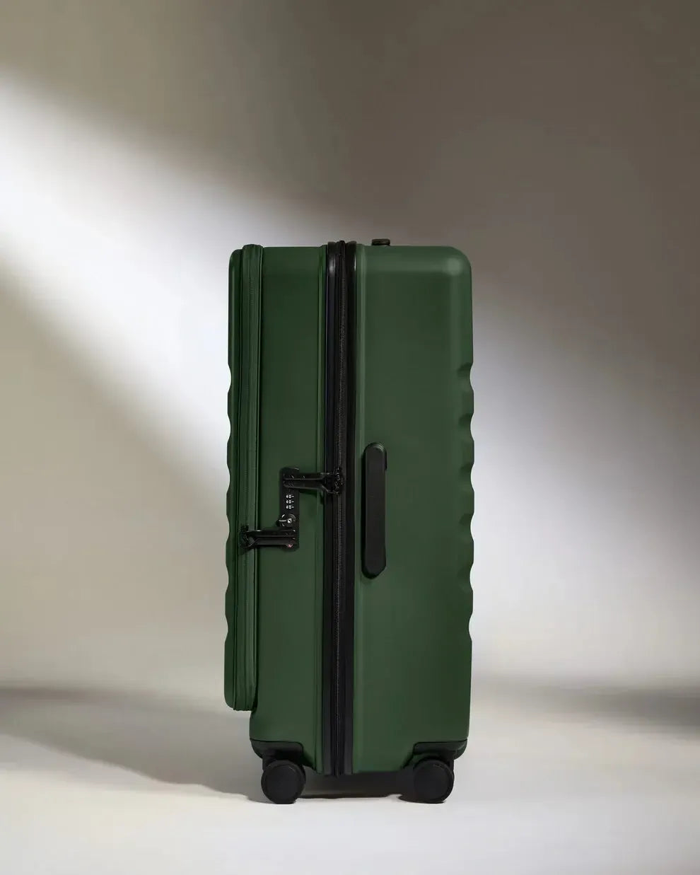 Antler Icon Stripe Dual Opening Large Suitcase