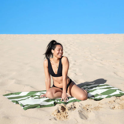 Dock &amp; Bay Quick Dry Classic Large Beach Towels
