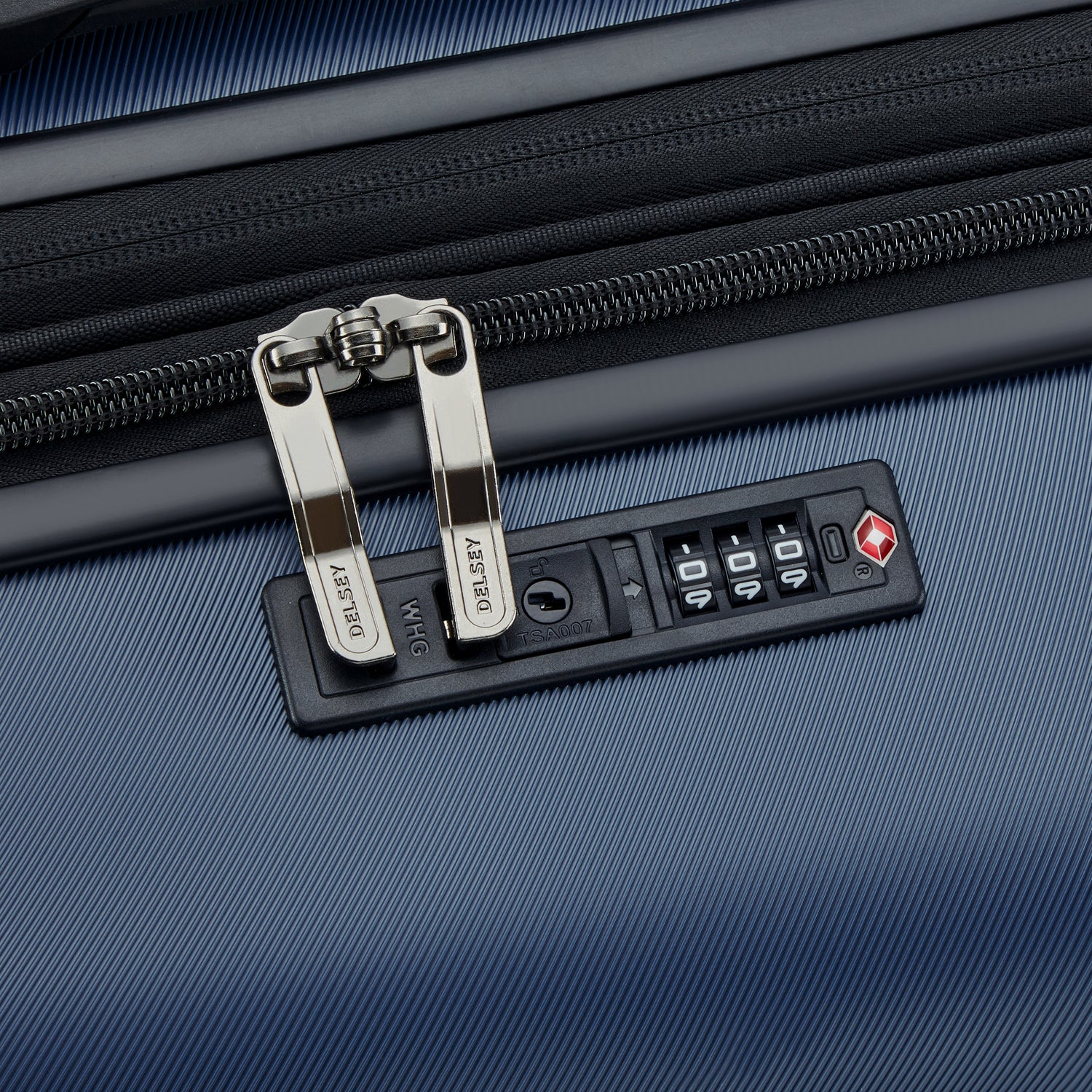 Delsey Air Armour 4 Wheel Expandable Suitcase - 68cm