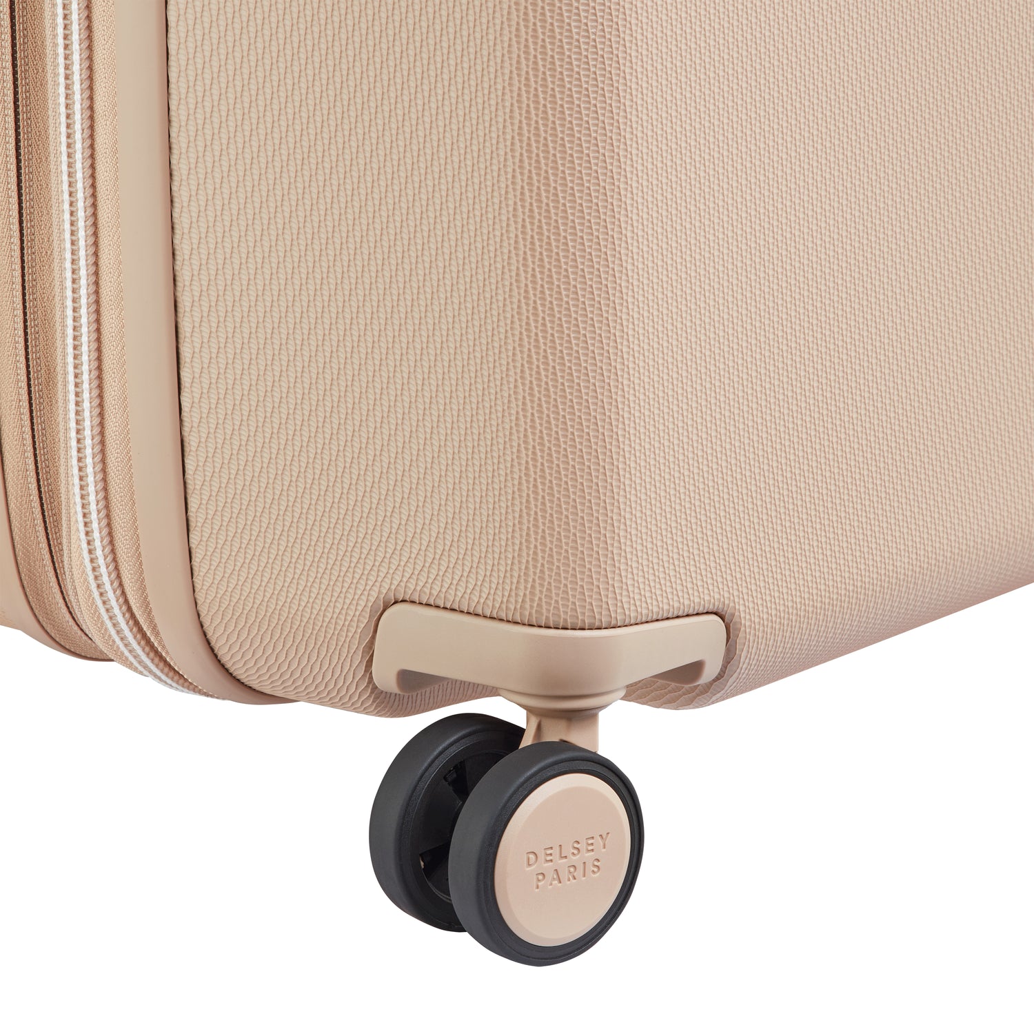 Delsey Chatelet Air 2.0 Spinner Large Suitcase - 76cm