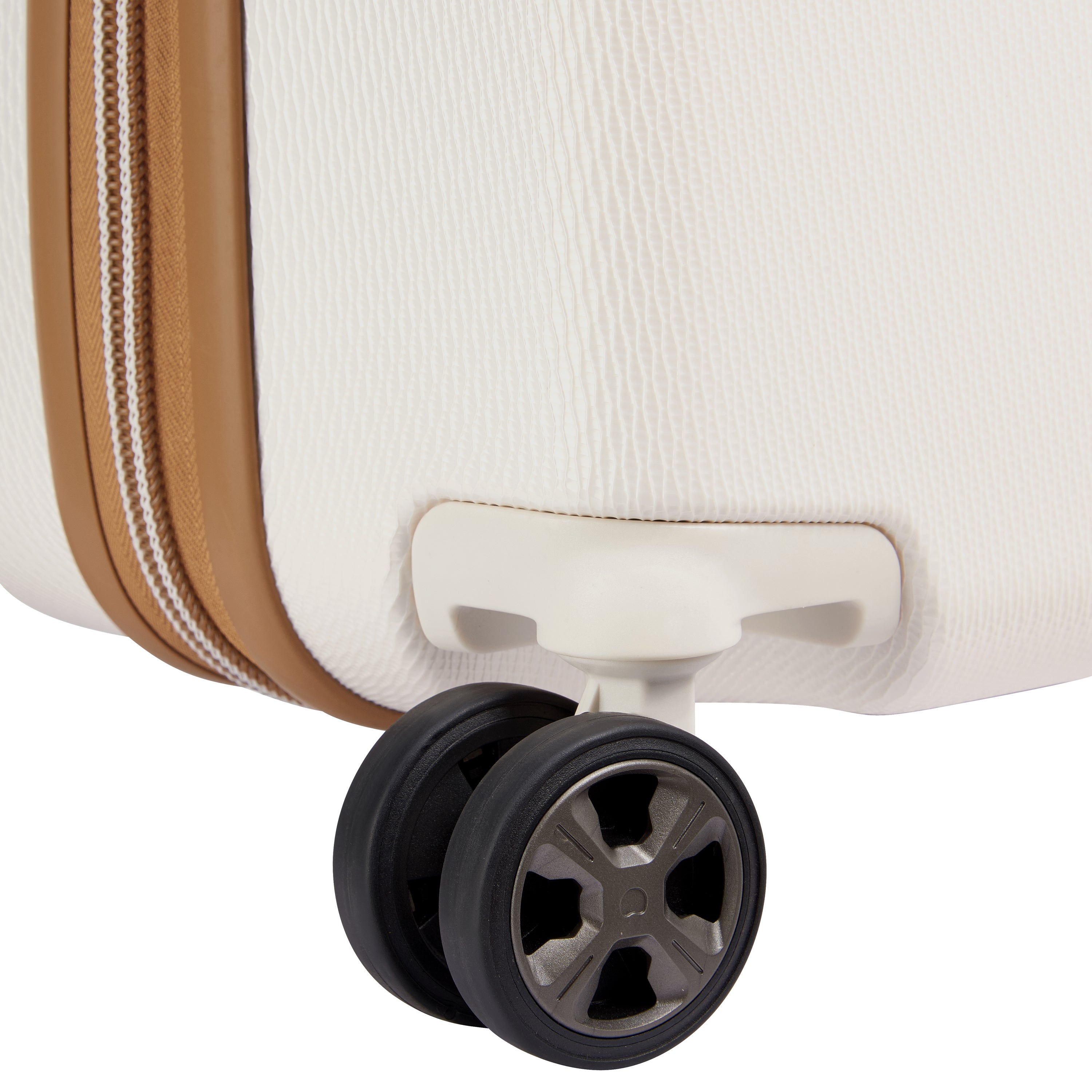 Delsey Chatelet Air 2.0 Spinner Extra Large Suitcase - 82cm