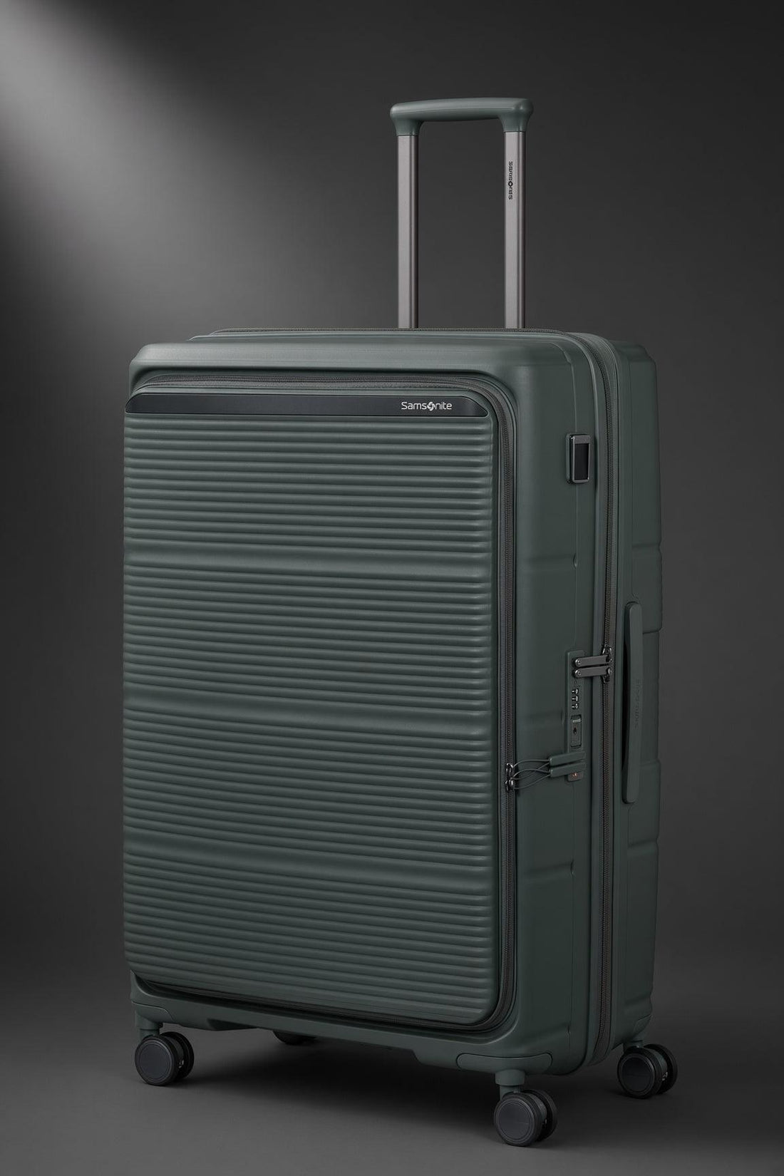 Samsonite Paralux 81cm Expandable Spinner Suitcase